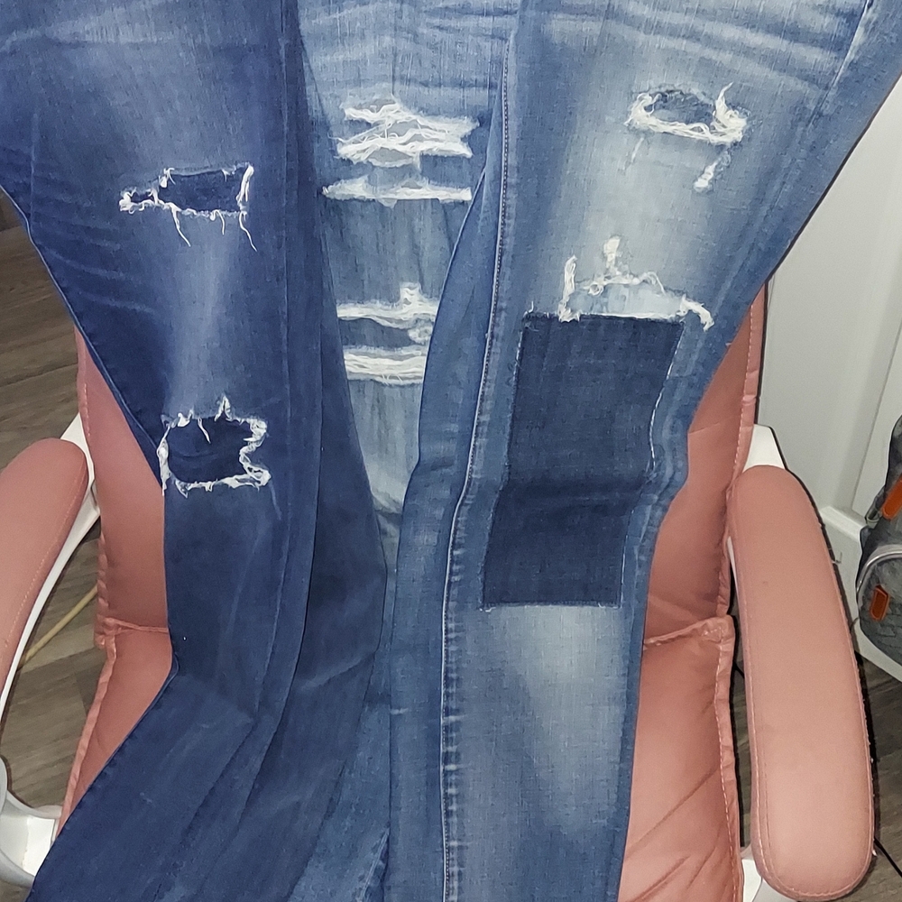 American Eagle Outfitters Blue Distressed Skinny Jeans